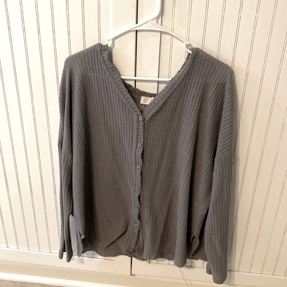 grey flowy fit dress shirt